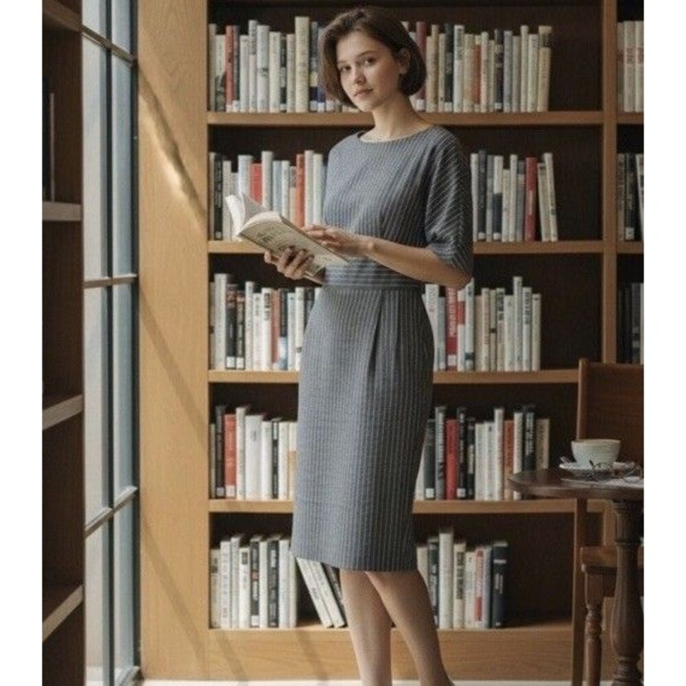Charles Nolan NY Pinstriped Dress Gray Sz 12 Career Timeless Designer Lined Chic